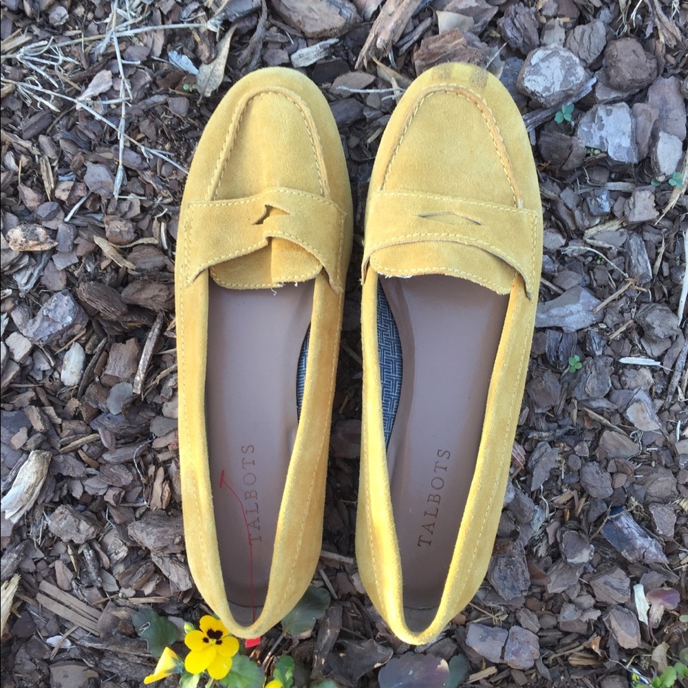 Mustard yellow loafers flats soft like new